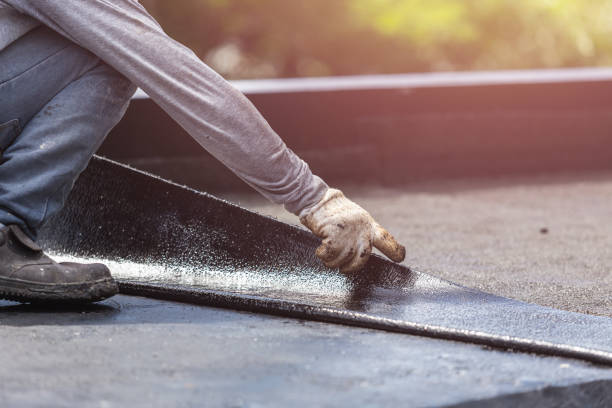 Professional Vapor Barrier Installation technician working in Woodbridge, NJ